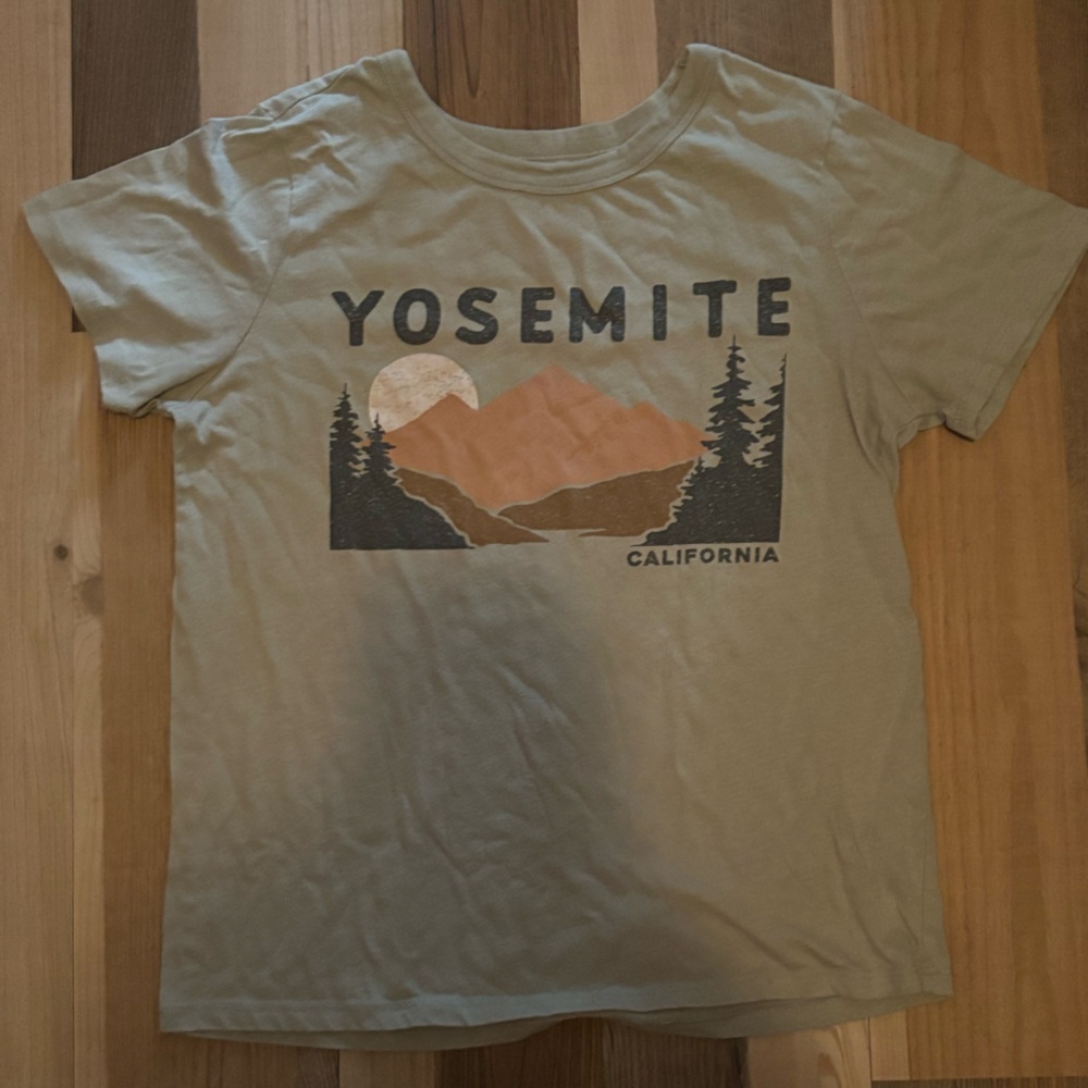 Tan and Black Short Sleeve Tee with Yosemite Graphic